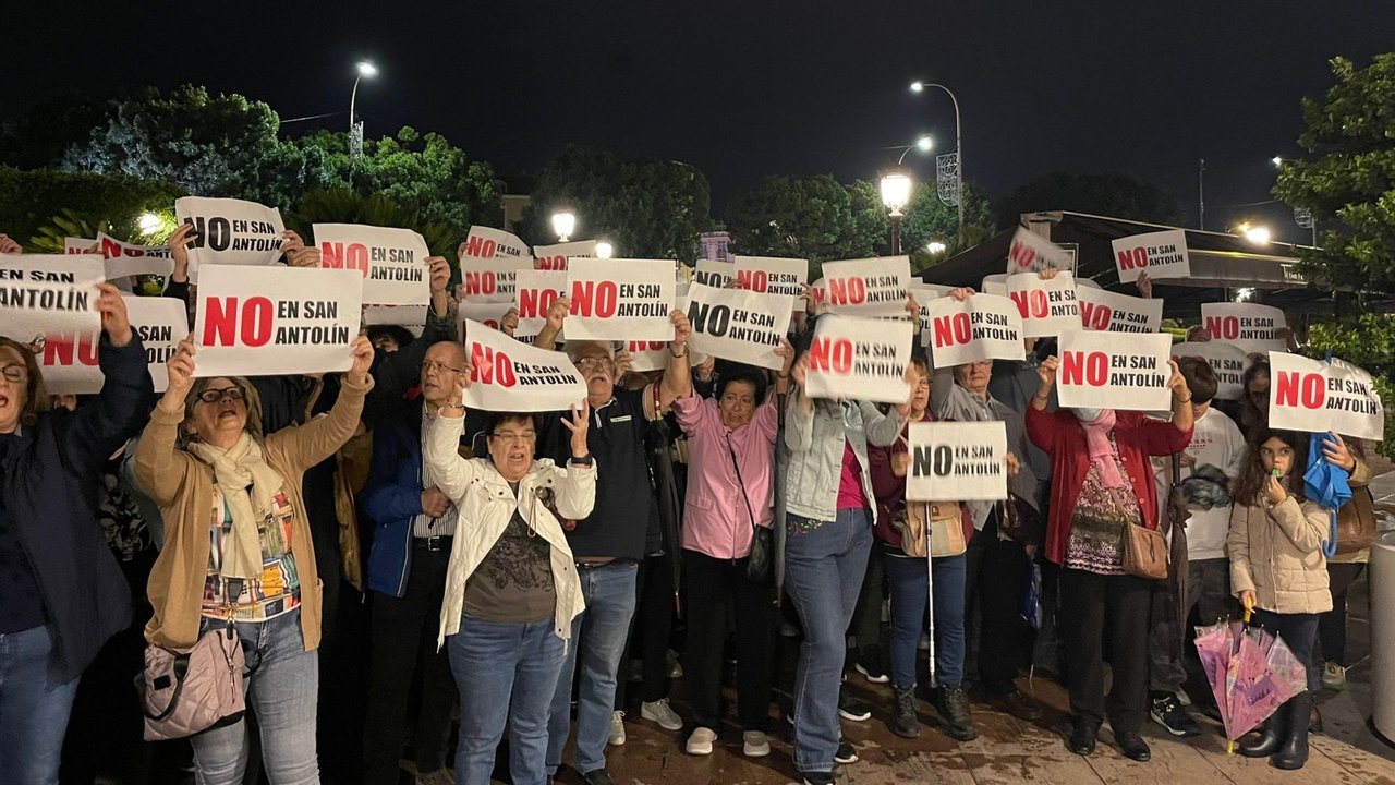 Protestas vecinales contra el proyecto de San Antolín