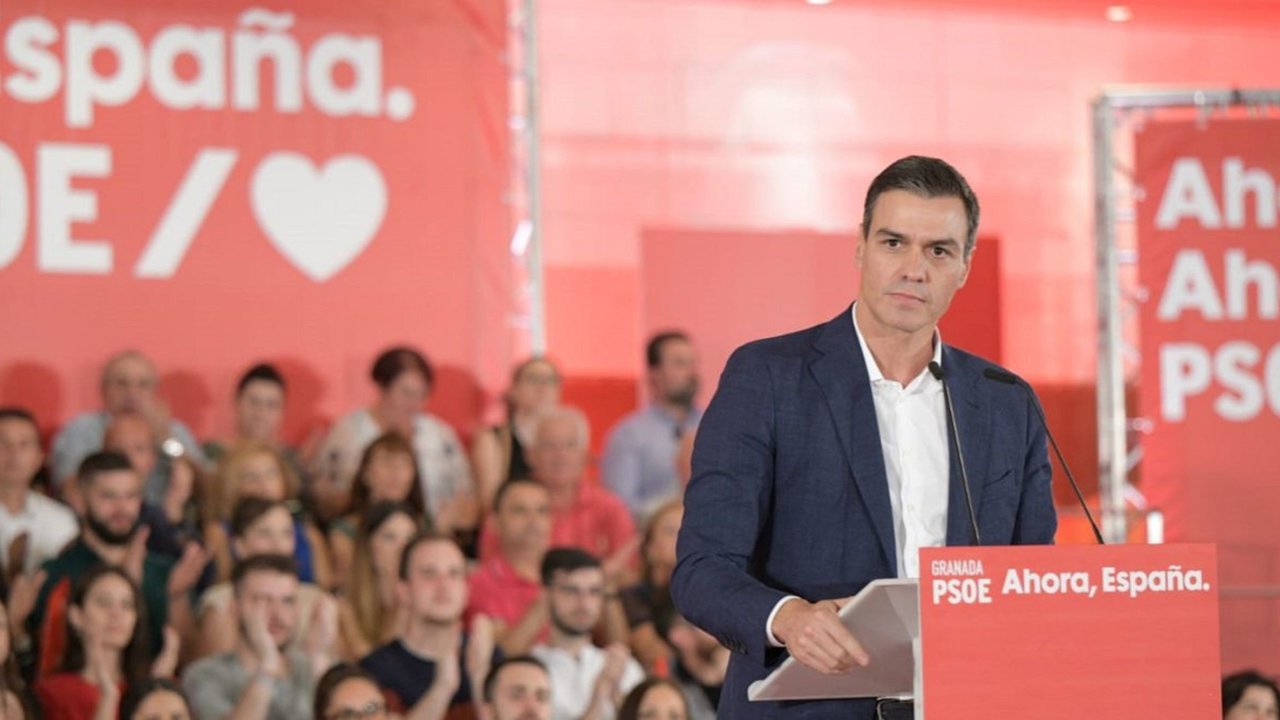 Pedro Sánchez, en un acto electoral del PSOE en Granada