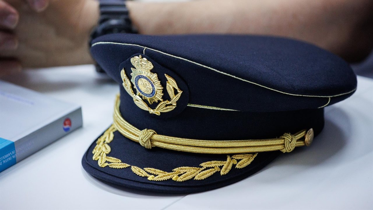 Gorra de la Policía Nacional (foto: EP)