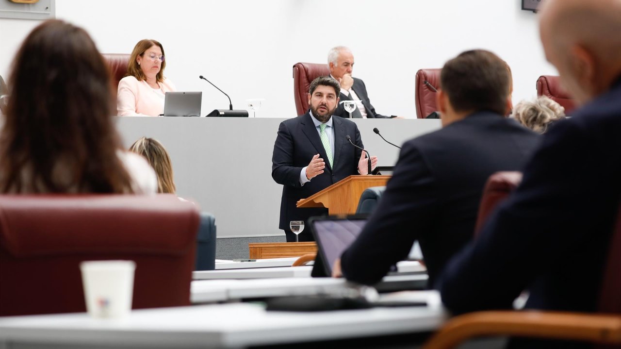 El presidente de la Región de Murcia, Fernando López Miras, durante el Debate sobre el Estado de la Región en la Asamblea Regional (foto: EP)