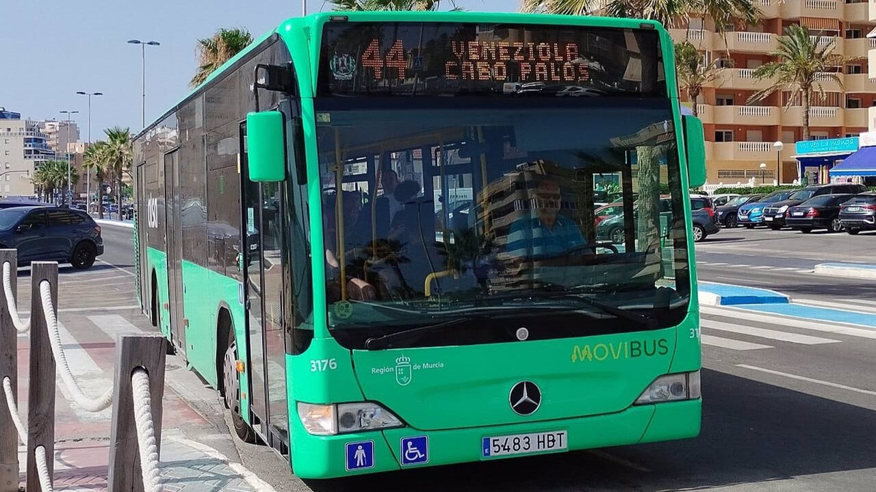 Línea 44 del bus de La Manga