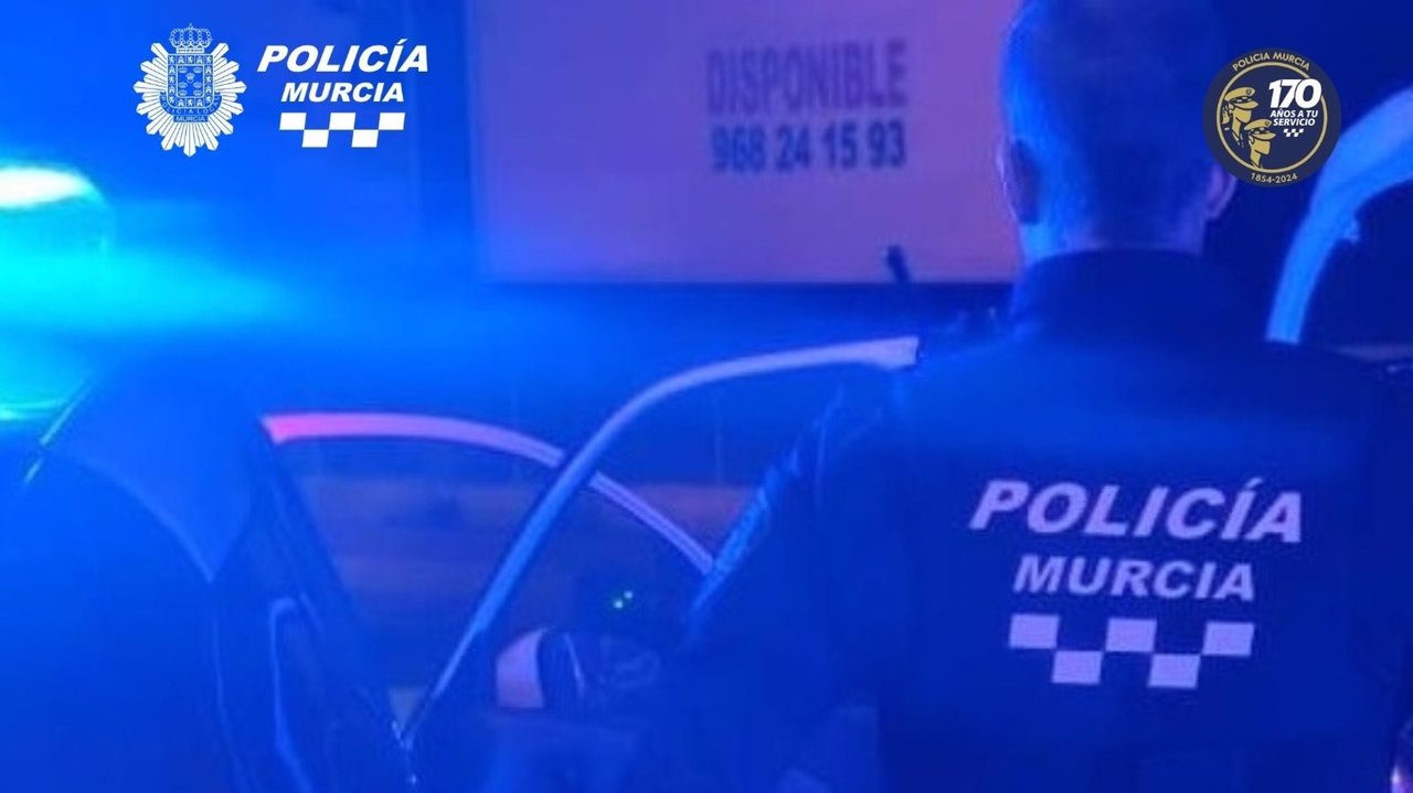 Imagen de la intervención llevada a cabo por la Policía Local de Murcia (foto: Policía Local de Murcia)