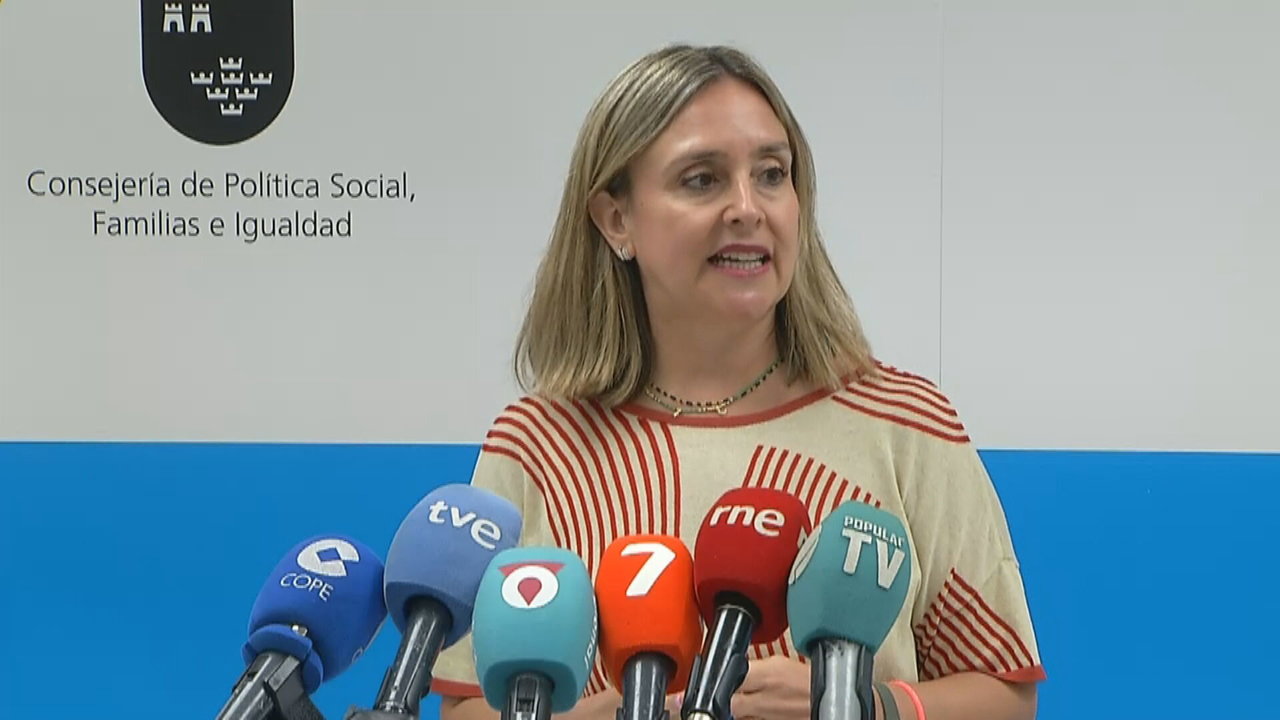 Conchita Ruiz, consejera de Política Social, Familia e Igualdad (foto: La 7)