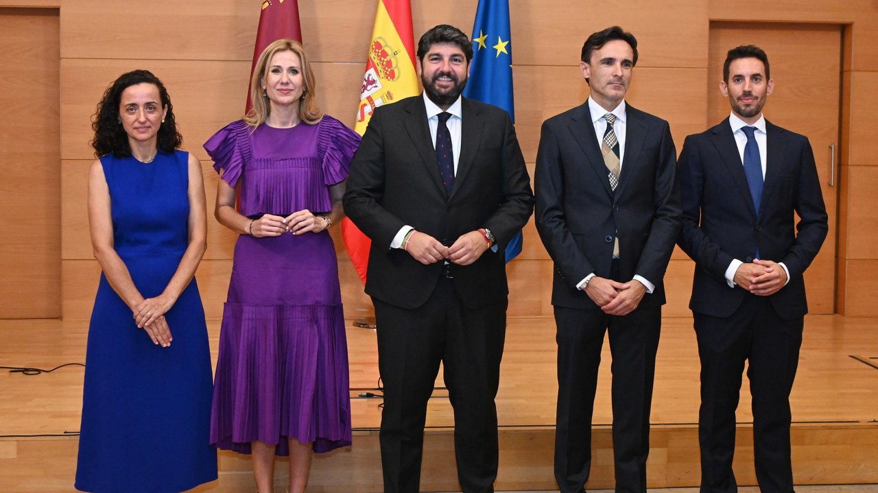 Toma de posesión de los nuevos secretarios generales