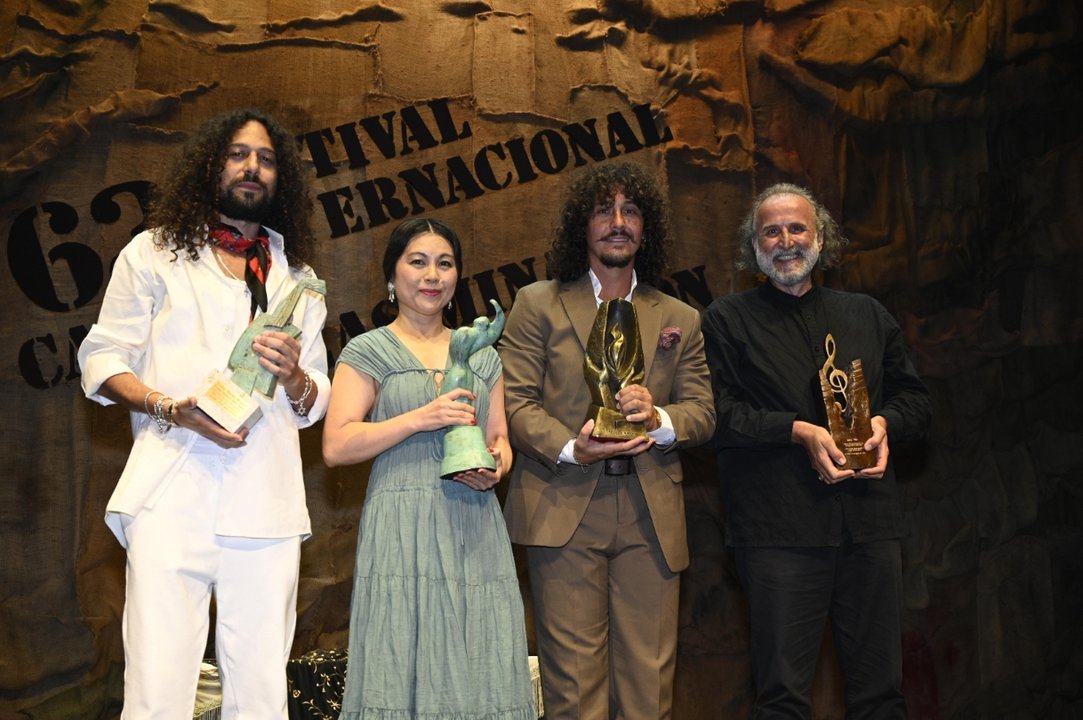 Galardonados por el Festival Internacional Cante de las Minas 2024 (foto: Cante de las Minas)