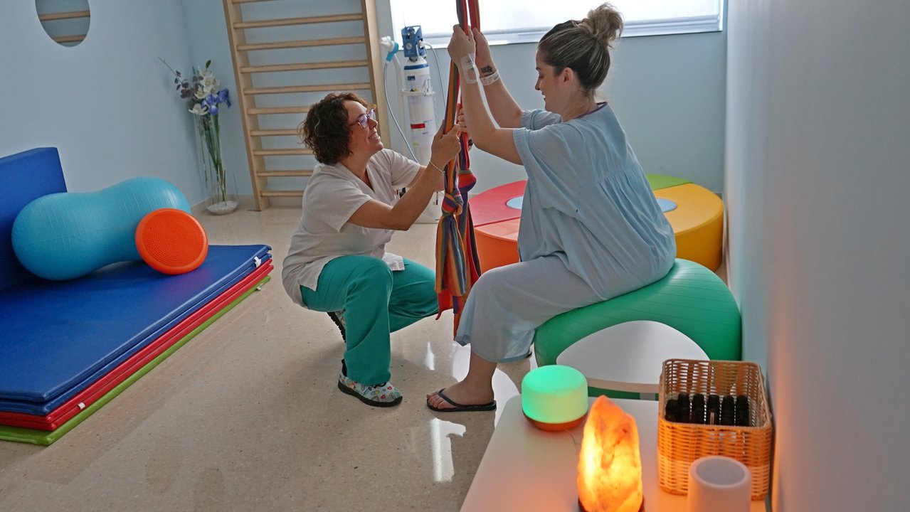 Imagen de la sala diseñada para aliviar el dolor de las mujeres en preparto (foto: Gobierno Regional)