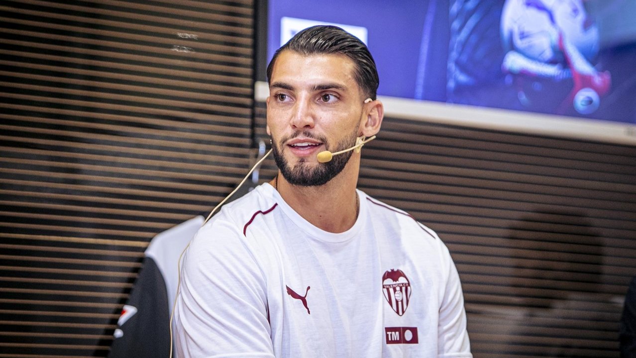 Foto de archivo de Rafa Mir, futbolista del Valencia CF