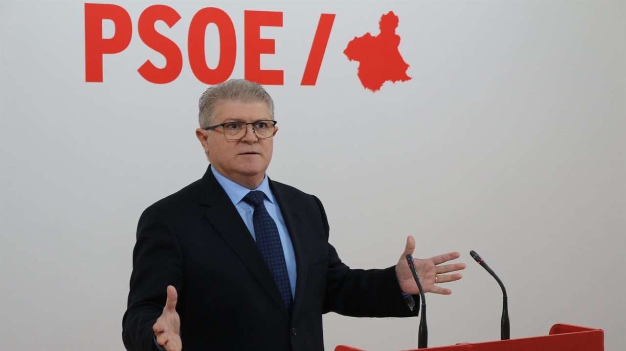 El secretario general del PSOE en la Región de Murcia, José Vélez (foto: PSOE)